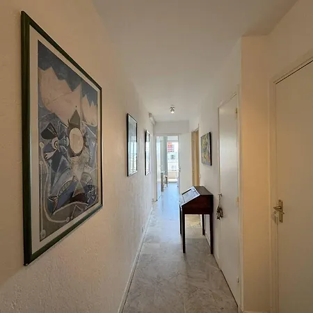 Avec Parking Et A/c Proche - Fr-1-100-357